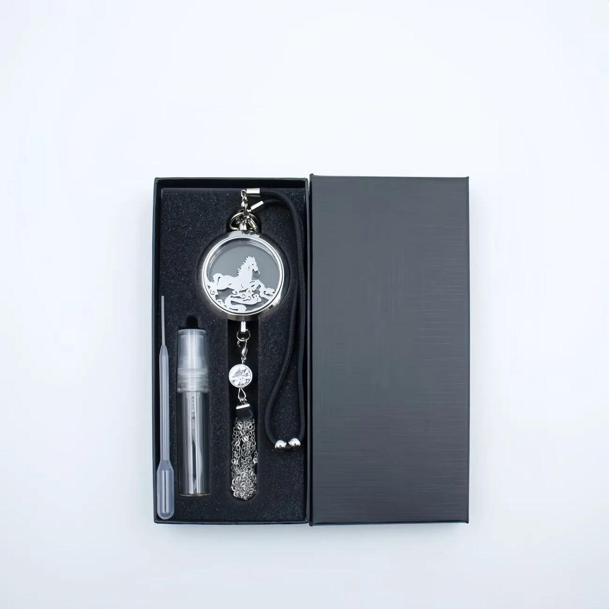 Car Perfume Pendant – Refillable Zinc Alloy Interior Decor Car Interior Pendant Babs silvery