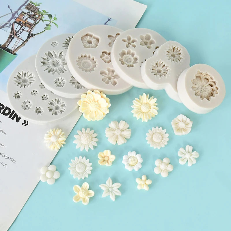 3D Mini Daisy Silicone Mold – Fondant & Chocolate Cake Decorating Silicone Baking Mold Babs