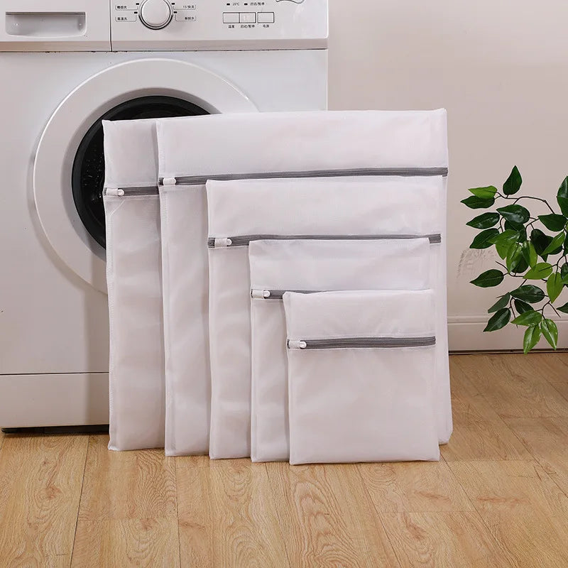 Mesh Laundry Bag for Delicate Clothes & Comforters Mesh Laundry Bag Babs