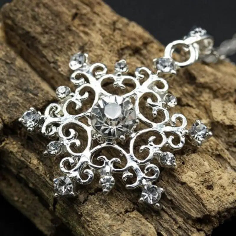 Zircon Rhinestone Snowflake Necklace Pendant | Unisex Pendant Necklace Babs
