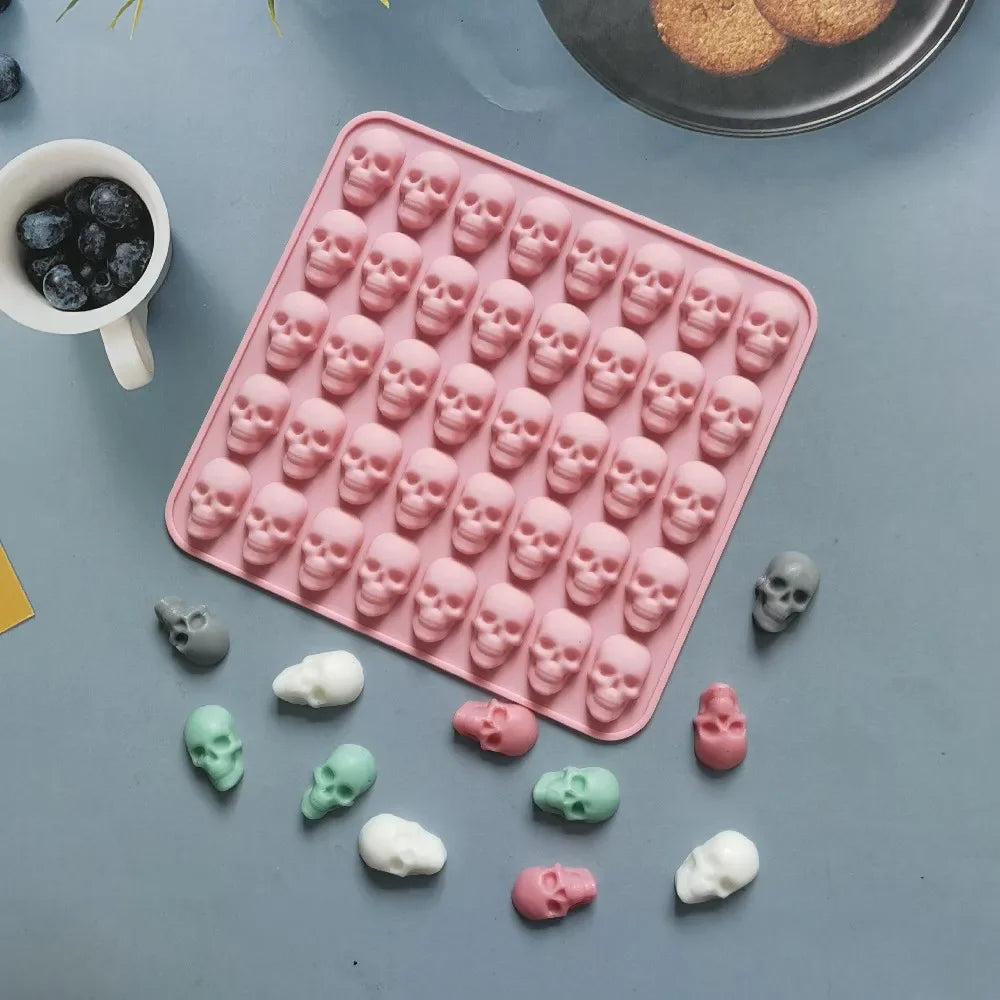 40-Hole Skull Silicone Mold – Ice, Candy & Chocolate Silicone Baking Mold Babs
