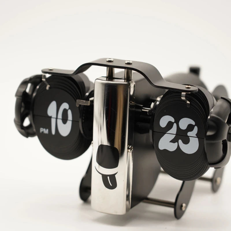 Retro Metal Flip Clock – Mechanical Dog Design Desk Clock Flip Desk Clock Babs