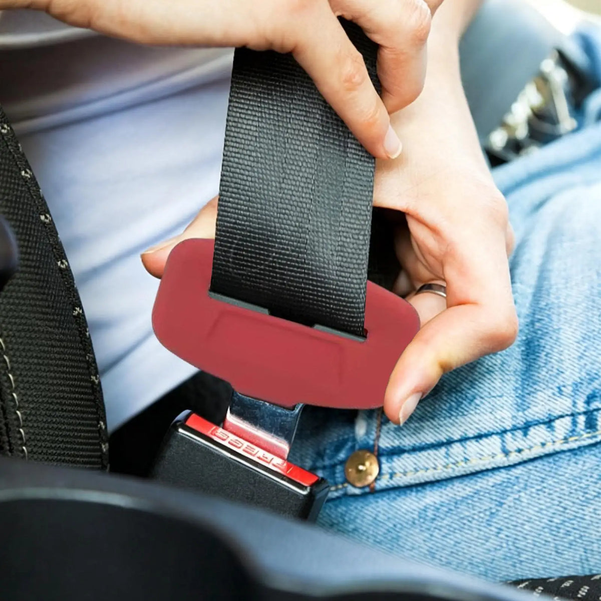 Silicone Seat Belt Buckle Protector Cover – 4 Pack Universal Seat Belt Buckle Cover Babs