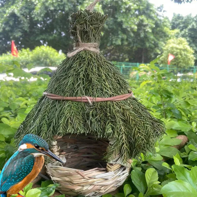 Hand Woven Grass Bird Nest Hanging Bird House | Garden Décor Hanging Bird House Babs