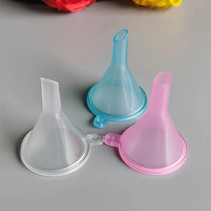 6pcs Mini Plastic Funnels – Perfume, Lotion & Lab Use Mini Portioning Funnels Babs