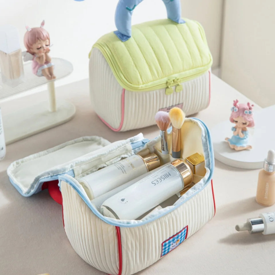 Cute House-Shaped Travel Makeup Bag – Cloud-Soft Cosmetic Pouch Cosmetic Travel Bag Babs