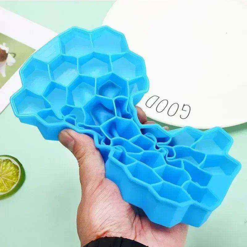 BPA-Free Silicone Ice Cube Mold with Lid – DIY Popsicle Tray Ice Cube Mold Babs