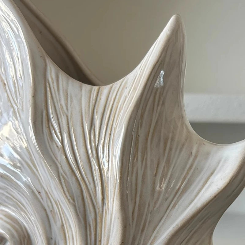 Nordic Ceramic Conch Vase – Elegant Table Décor Ornament Decorative Ceramic Vase Babs
