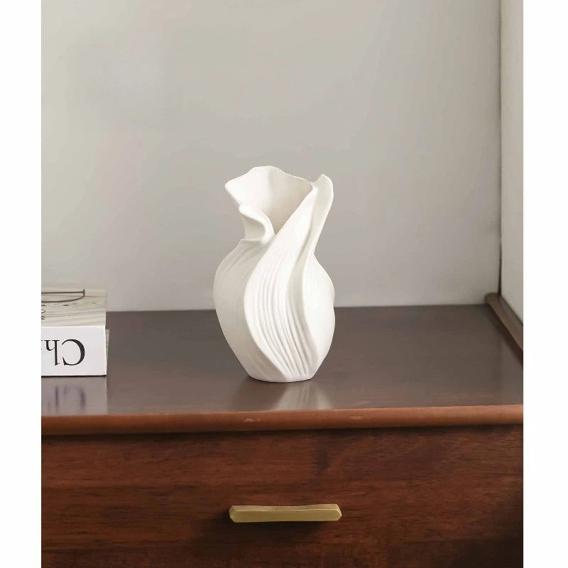 Modern Ceramic Vase – Light Luxury Home Décor Ornament Decorative Ceramic Vase Babs