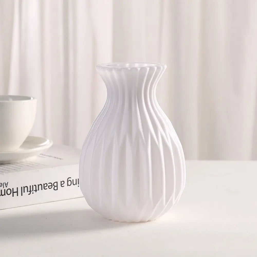 Nordic White Ceramic-Look Plastic Vase – Tabletop Flower Pot Decorative Vase Babs