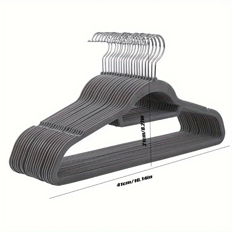 Premium Velvet Hangers 360° Hook, Non-Slip Space Saving Tie Bar Velvet Clothes Hangers Babs