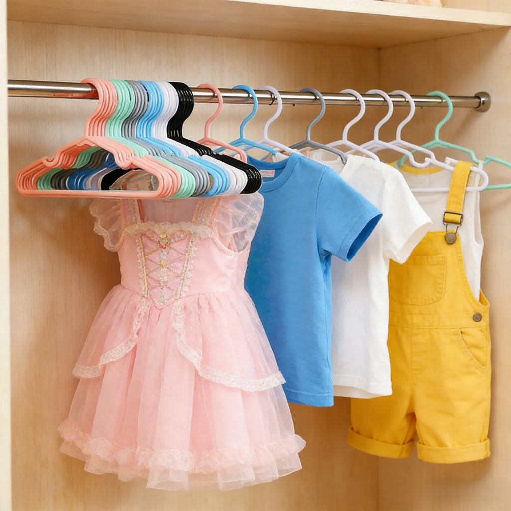 Non-Slip Kids Plastic Hangers 10/20 Pack – Infant & Child Kids Clothes Hangers Babs
