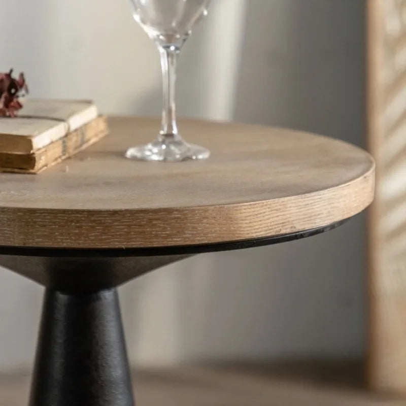 Round Solid Oak Coffee Side Table – Modern Minimalist Style Coffee Side Table Babs