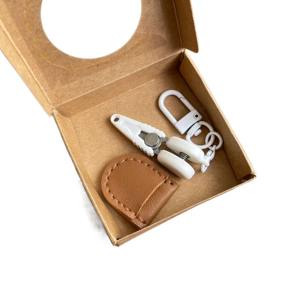 Mini Scissors with Keychain & Protective Cover – Stainless Steel Mini Sewing Scissors Babs Brown