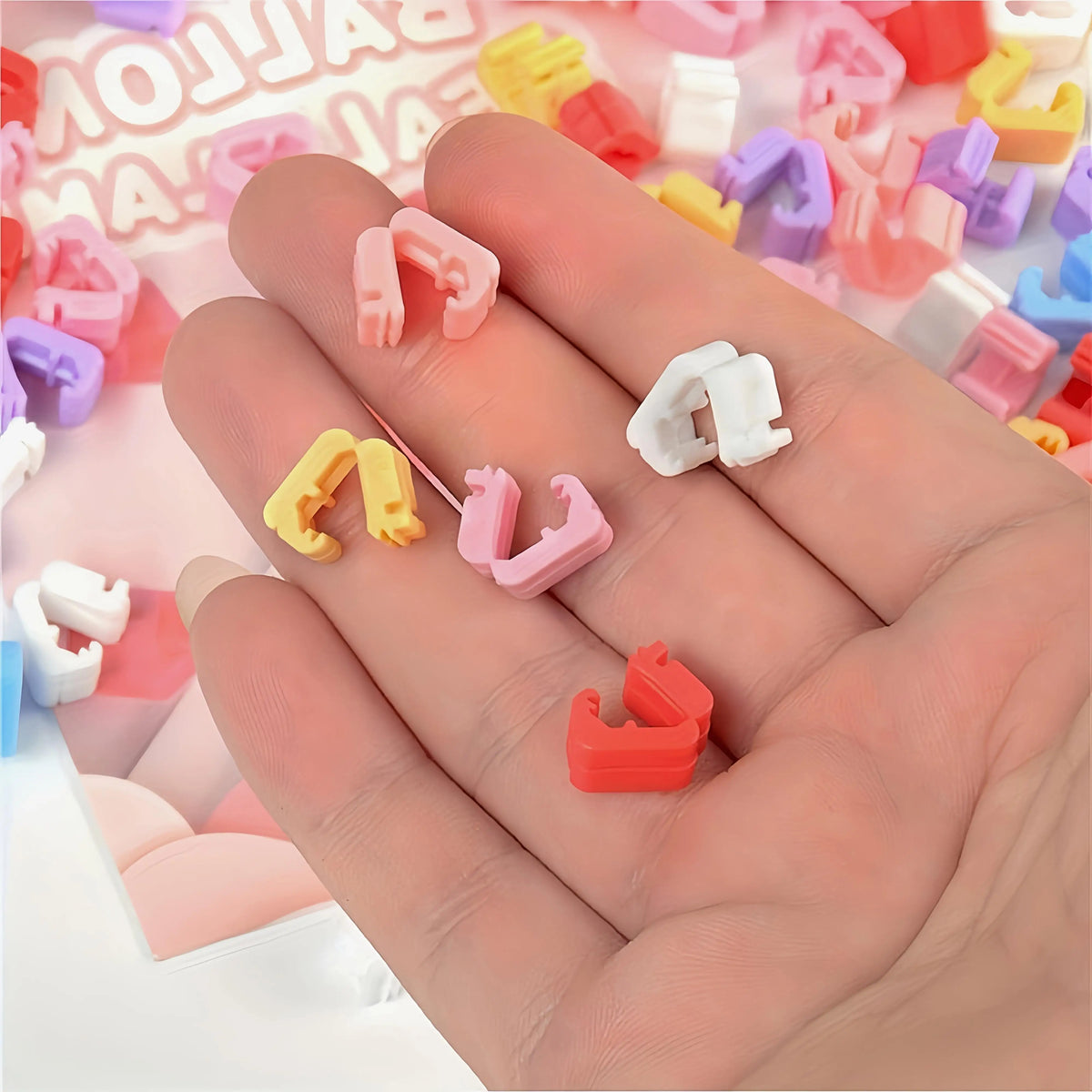 100 PCS Colored Balloon Sealing Clips – Leak-Proof Party Tool Balloon Sealing Clips Babs 100PCS Other