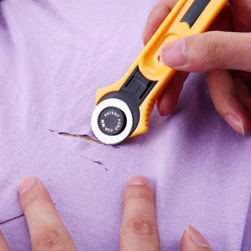 28mm & 45mm Rotary Cutter – Fabric, Leather & Paper Craft Tool Rotary Cutter Babs