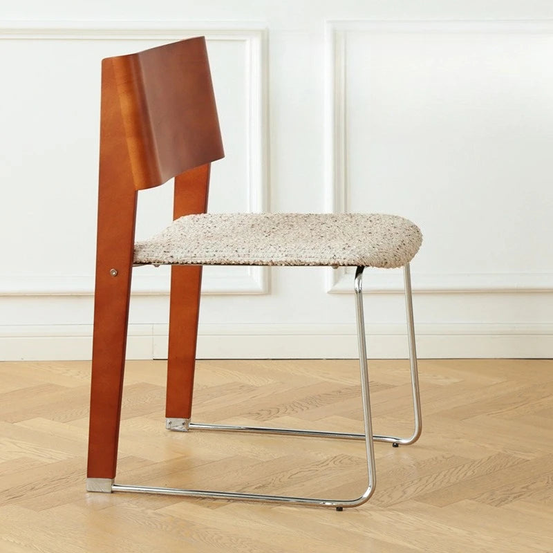 Nordic Solid Wood Dining Chair – Modern Minimalist Luxury Dining Chair Babs Brown