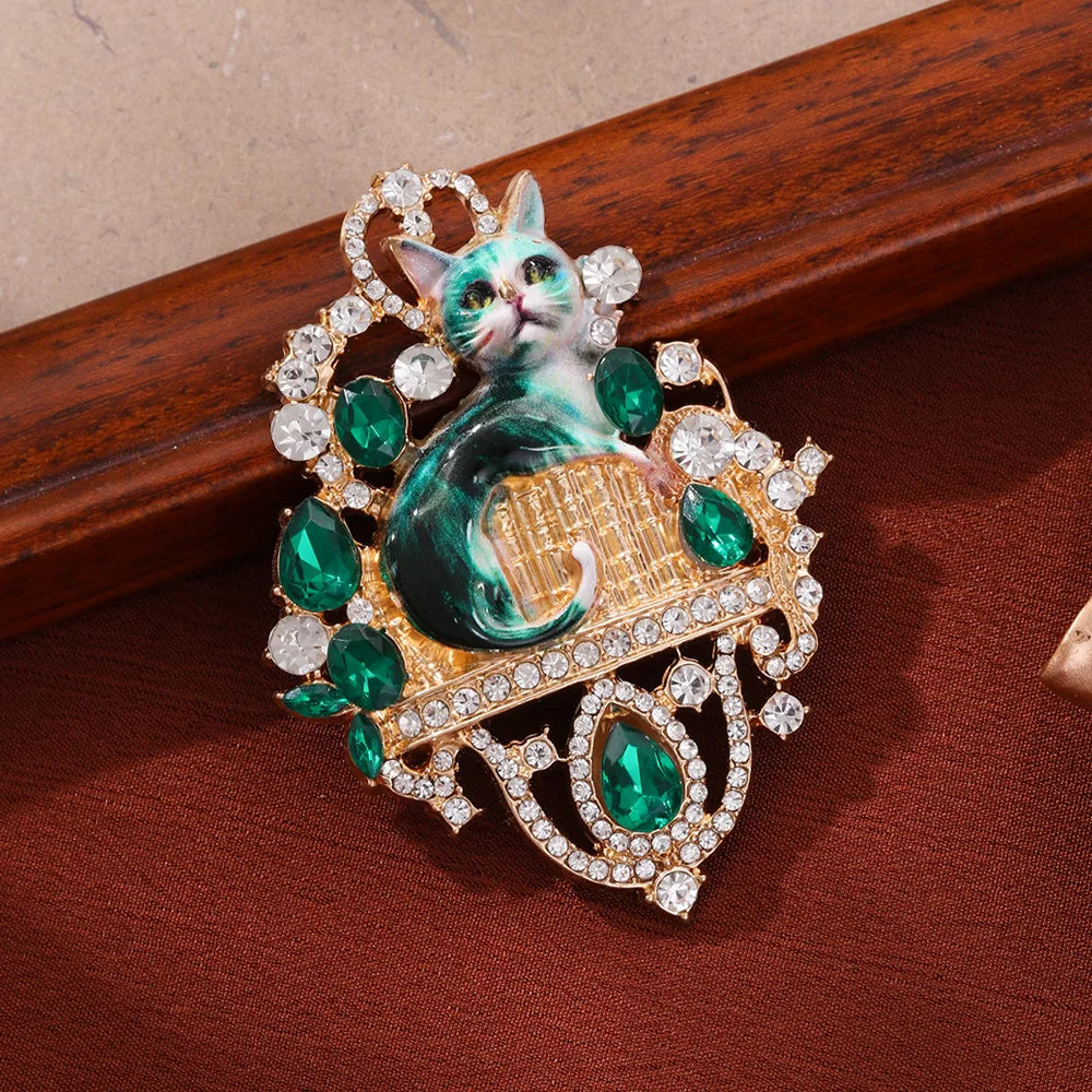 Castle Cat Rhinestone Brooch – Cute Animal Pin Corsage Fashion Brooch Pin Babs green