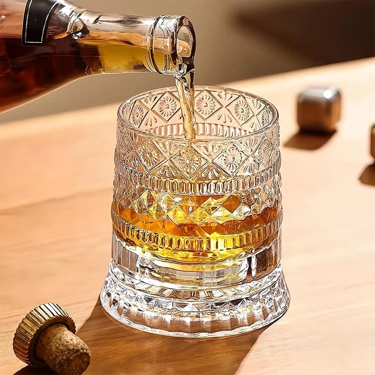 Rotating Crystal Whiskey Glass with Base | 360° Spin Crystal Whiskey Glass Babs