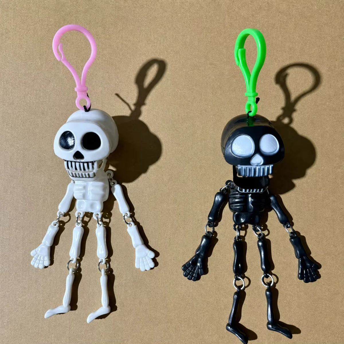 Skeleton Bag Charm Keychain – Pull String Movable Joints Novelty Keychain Charm Babs 2pcs