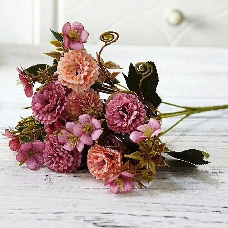 Silk Carnation Artificial Flower Wreath – Fade-Resistant Décor Artificial Flower Wreath Babs 8 2 pcs