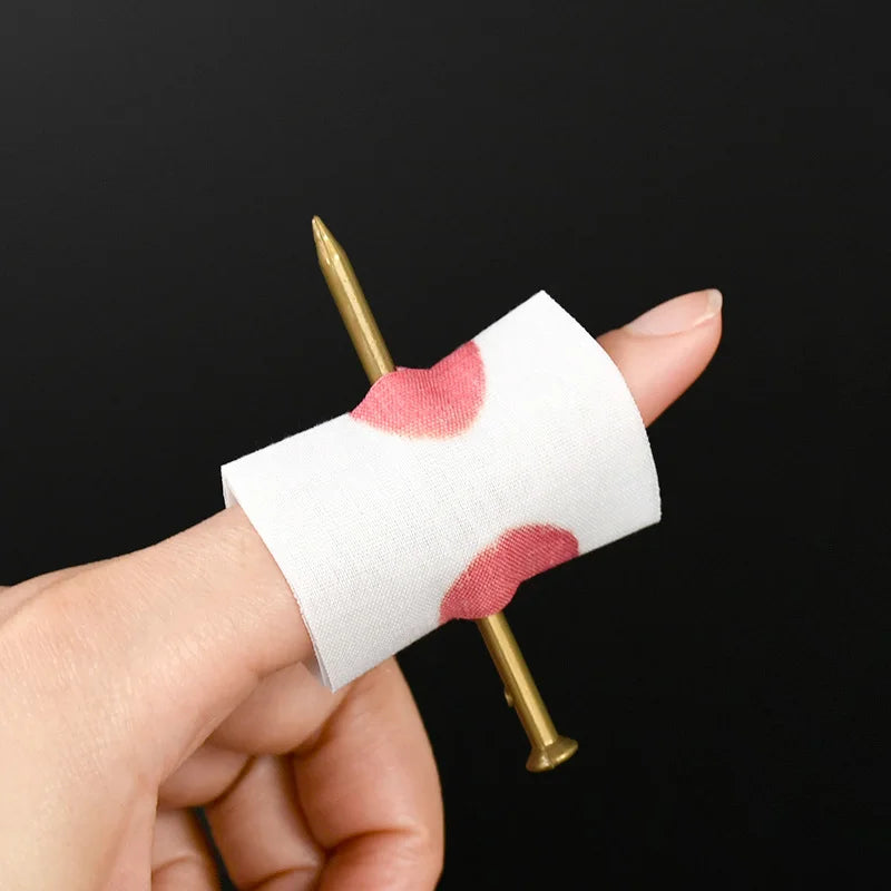 5pcs Bloody Nail Through Finger Prank Props – Halloween Toys Halloween Prank Props Babs