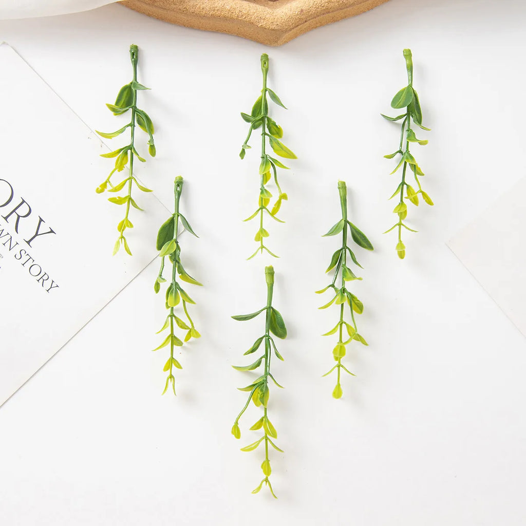 50pcs Artificial Plant Leaves for Wreaths, Wedding & Décor Artificial Leaves Babs