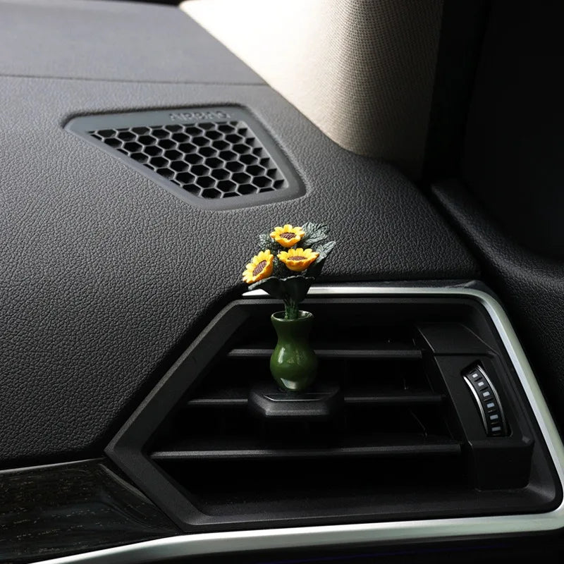 Mini Ceramic Sunflower Vase – Cute Car Interior Decor Ornament Car Decor Ornament Babs