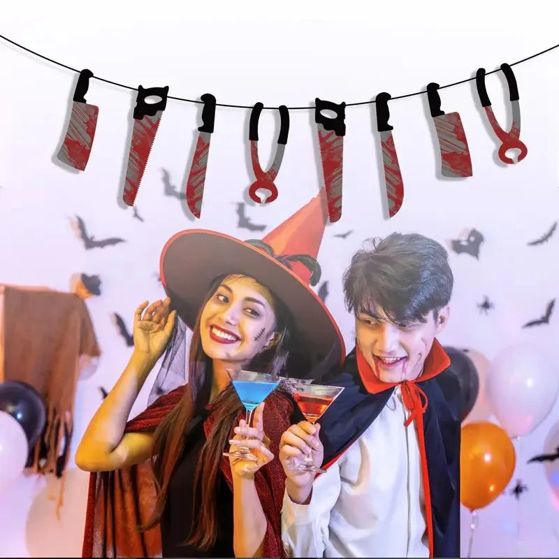 Halloween Hanging Bloody Knife Banner Horror Prop – 1-4 Sets Halloween Party Prop Babs