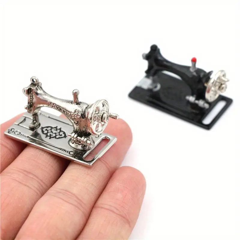 Miniature Metal Sewing Machine 1:12 Dollhouse Scale Decor Dollhouse Miniature Babs