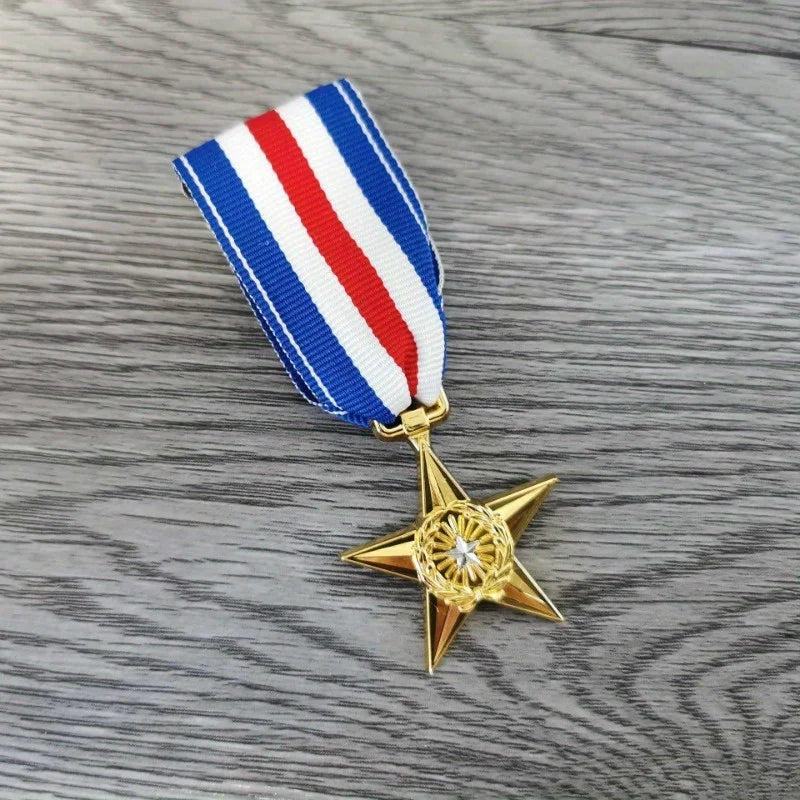 Star Medal Badge Props – Bronze & Silver Alloy Collection Costume Medal Badge Babs