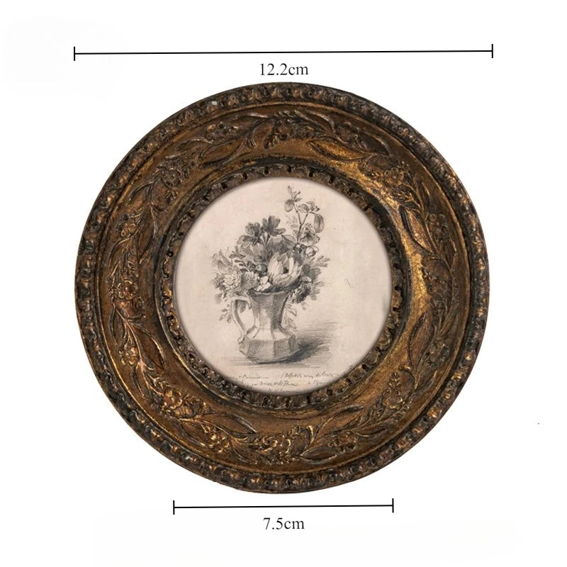 Retro Resin Photo Frame Figurine – Luxury Home Décor Ornament Decorative Figurine Babs Round