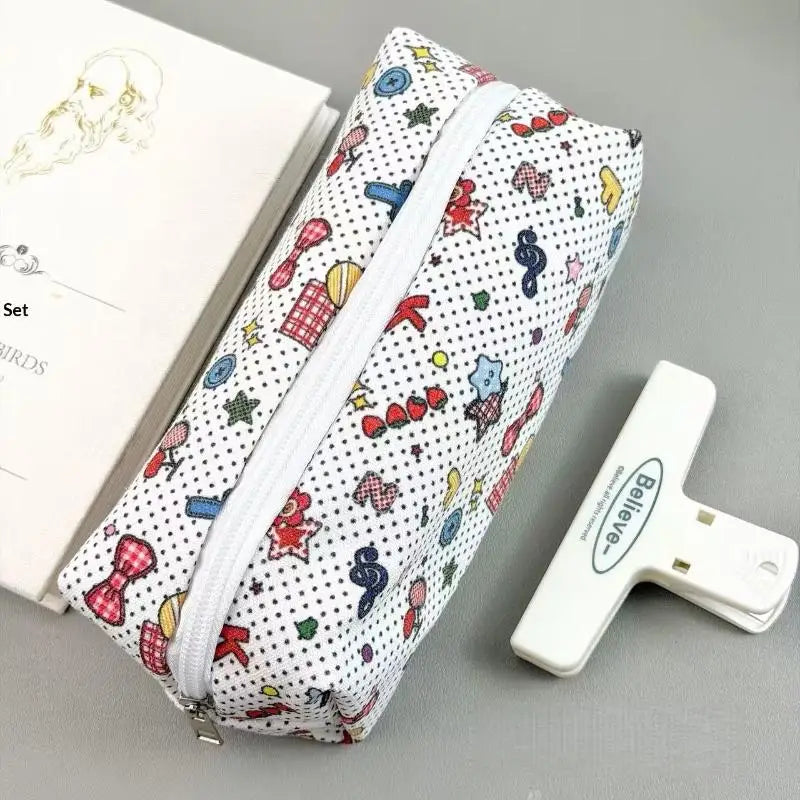 Graffiti Canvas Pencil Case – Large Capacity Stationery Pouch Canvas Pencil Case Babs