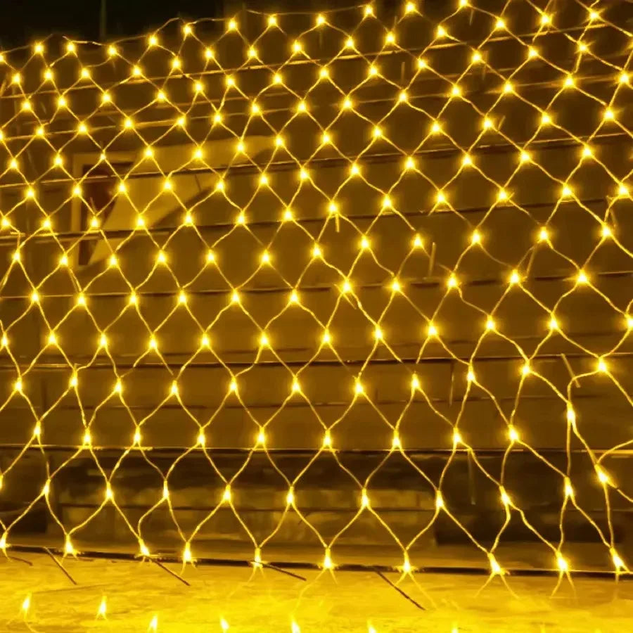 96 LED Net Mesh String Lights 1.5x1.5M – Christmas & Wedding Decor LED Mesh String Lights Babs Warm White US Plug