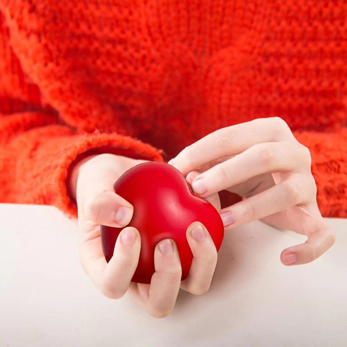 Heart-Shaped Hand Grip Exerciser Ball – Finger Strength Trainer Hand Grip Exerciser Babs