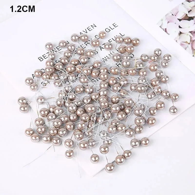 50/100Pcs Artificial Berry Christmas Ornaments – DIY Wreath Décor Christmas Ornaments Babs 1.2CM Light Grey 50Pcs