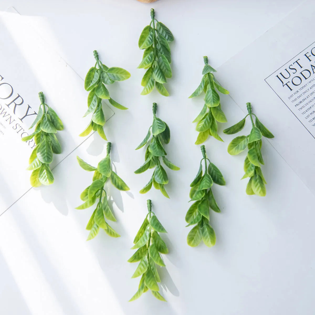 50pcs Artificial Plant Leaves for Wreaths, Wedding & Décor Artificial Leaves Babs Silver