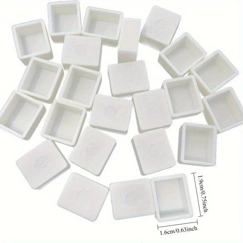 50pcs Empty Watercolor Half Pans – Plastic Paint Pans for Artists Watercolor Paint Pans Babs