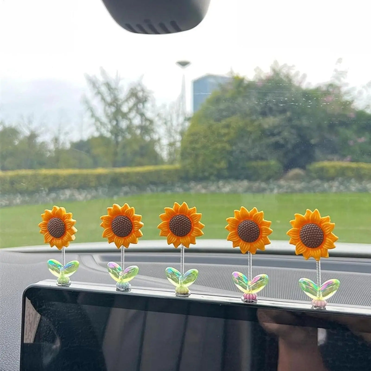 Cute Sunflower Car Decor Set – 5pcs Dashboard Accessories Car Interior Decor Babs