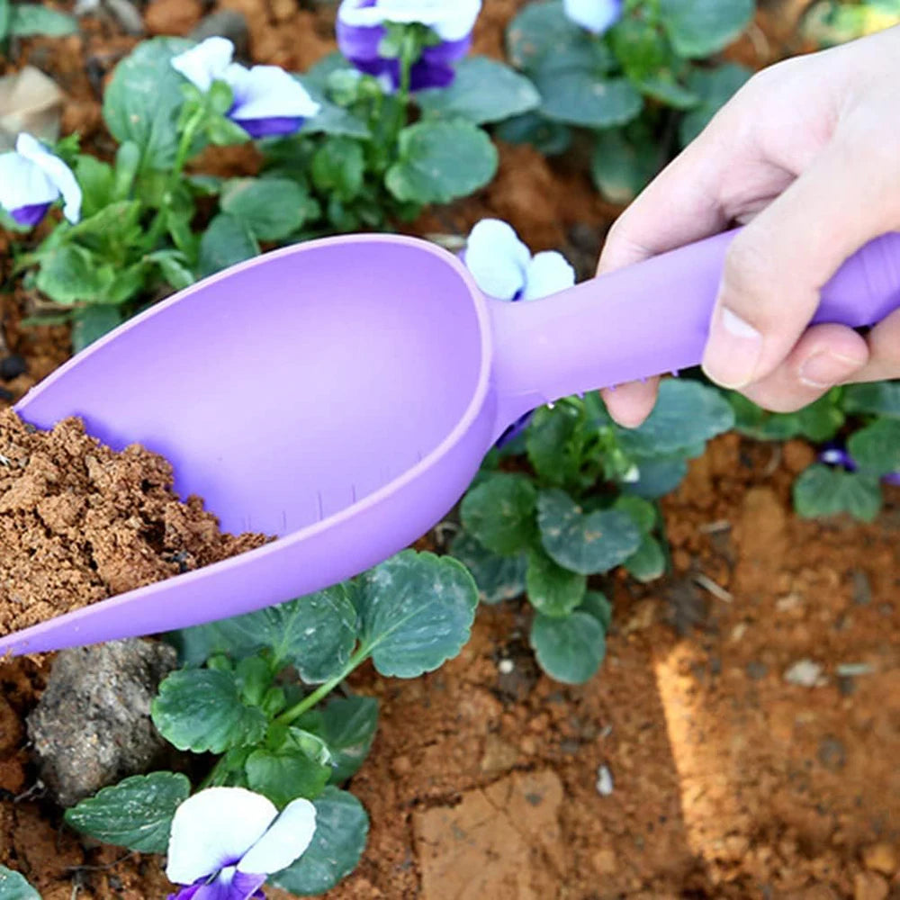 Plastic Garden Hand Trowel – Planting, Digging & Scoop Garden Hand Trowel Babs