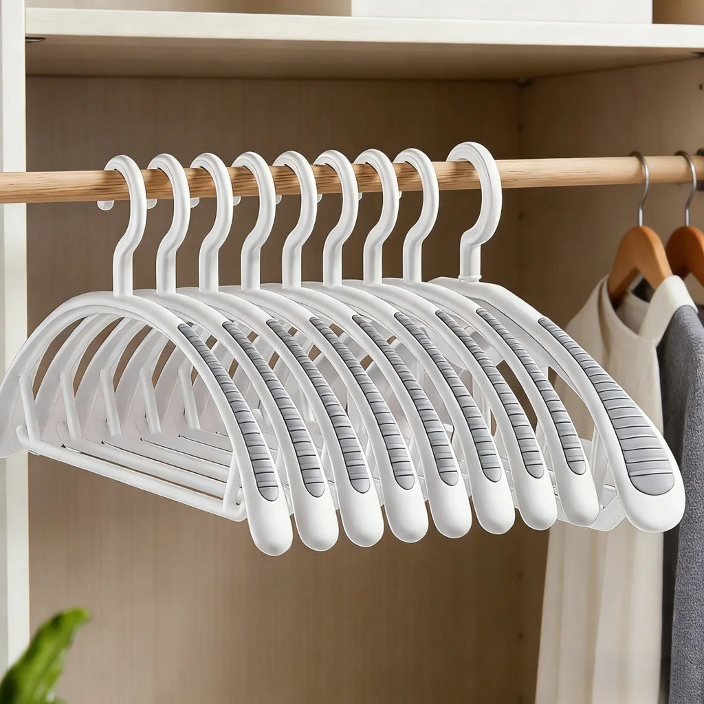10-Pack Non-Slip Wide Plastic Hangers – No Shoulder Bump Clothes Hangers Babs
