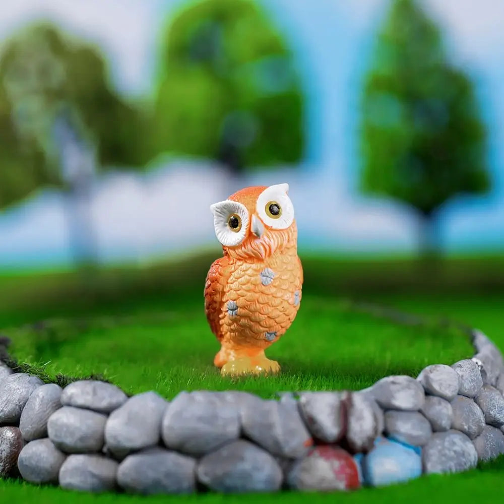 Cute Mini Resin Owl Ornament – Micro Landscape Scene Decor Resin Figurine Ornament Babs