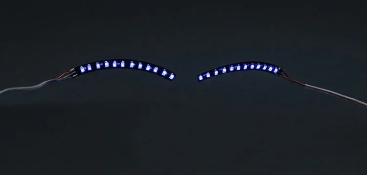 LED Light-Up False Eyelashes – Party, Club & Halloween LED False Eyelashes Babs blue