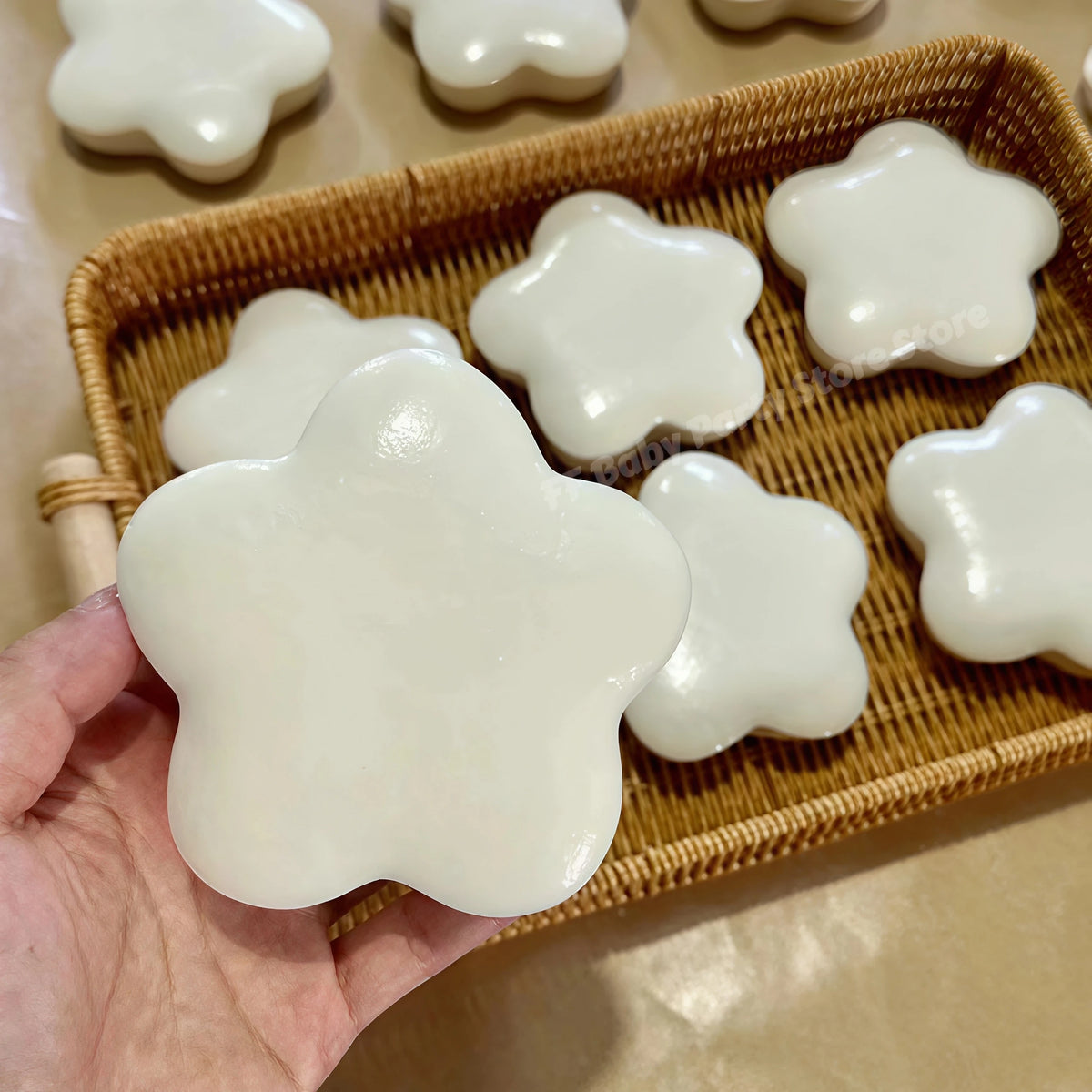 Yellow Squishy Star Fidget Slow Rising Squeeze Toy – Fun Gift Squishy Fidget Toy Babs White 10pcs