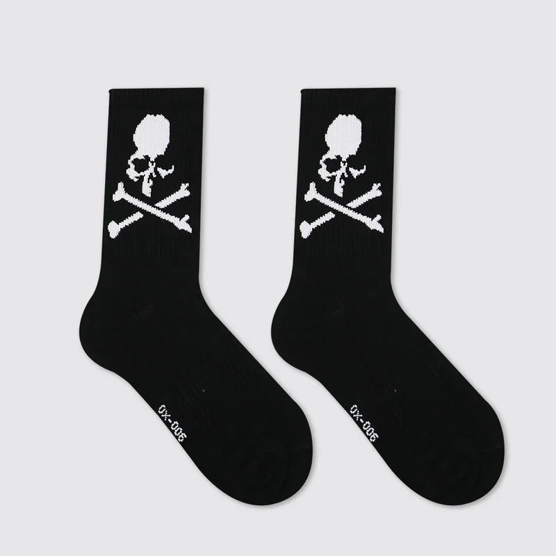Hip Hop Skull Socks – Black & White Cotton Mid-Tube Women's Cotton Crew Socks Babs
