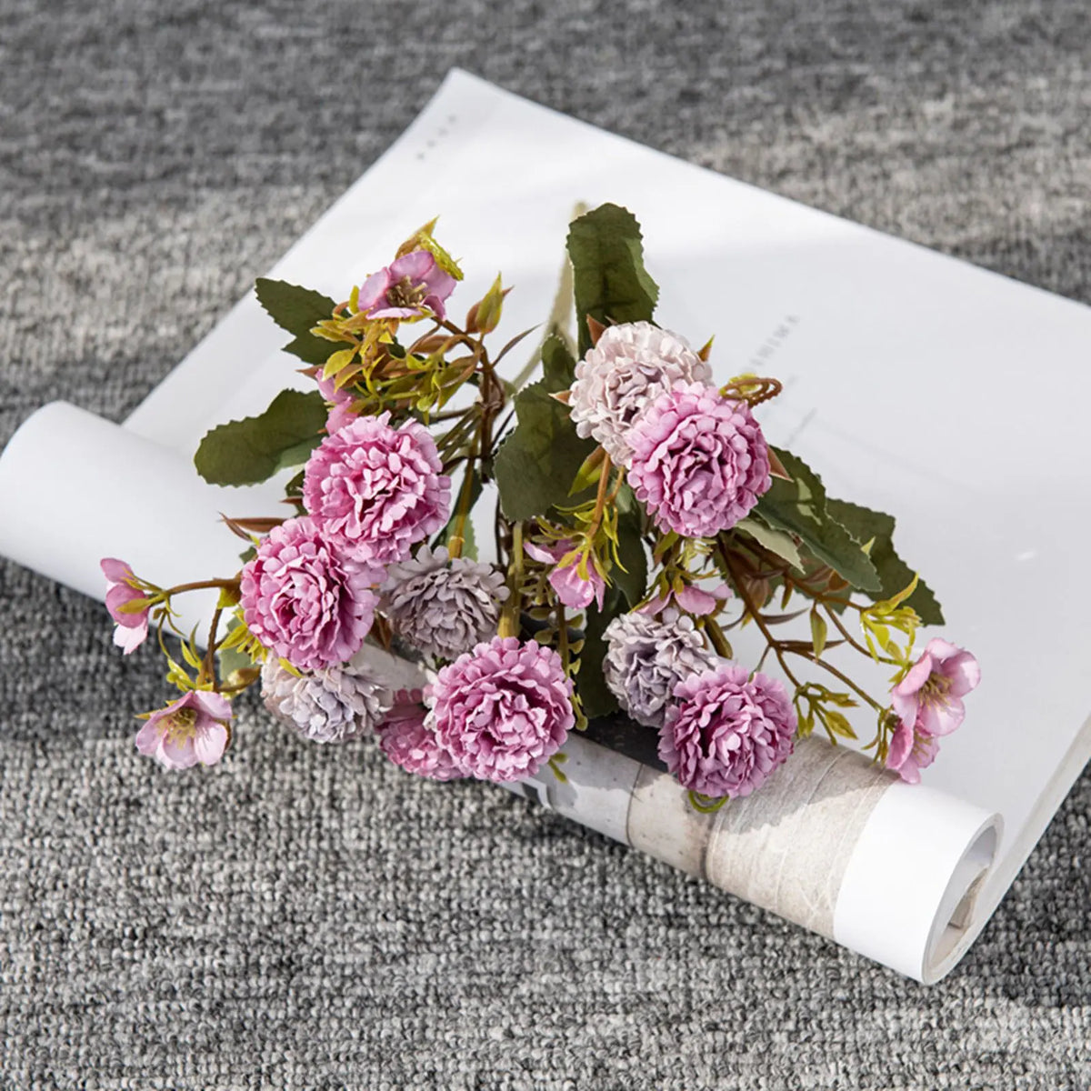 Silk Carnation Artificial Flower Wreath – Fade-Resistant Décor Artificial Flower Wreath Babs 11 2 pcs