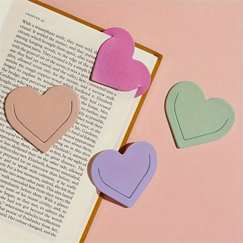Heart-Shaped Faux Leather Bookmarks 4pcs – Multicolor Double-Sided Faux Leather Bookmark Babs 4pcs
