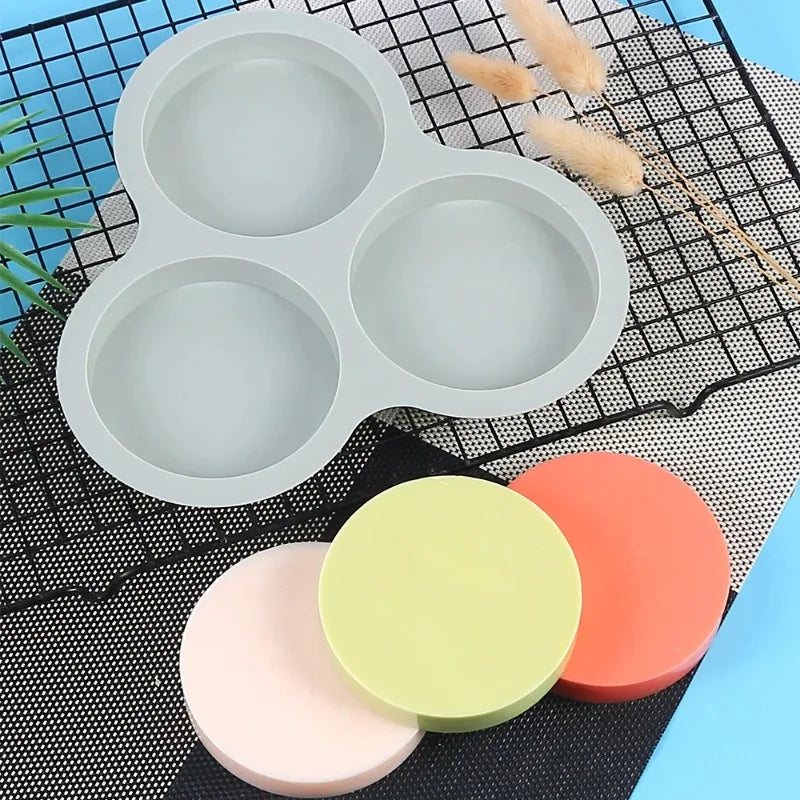 3-Cavity Silicone Muffin & Egg Mold – Air Fryer Oven Safe Silicone Baking Mold Babs