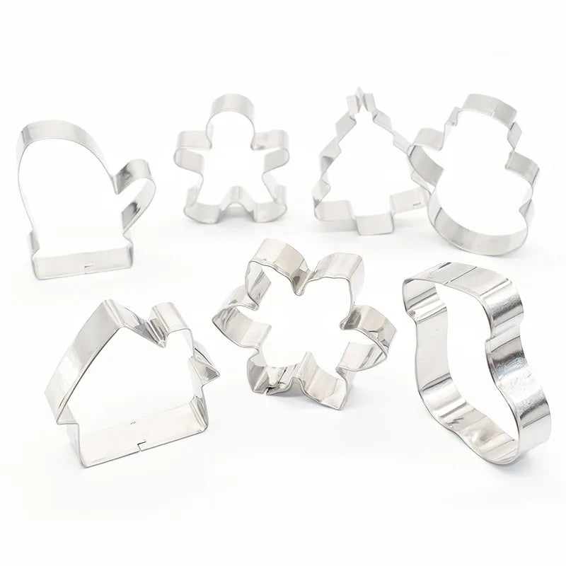 5-Piece Christmas Cookie Cutter Set – Gingerbread & Xmas Tree Cookie Cutter Set Babs