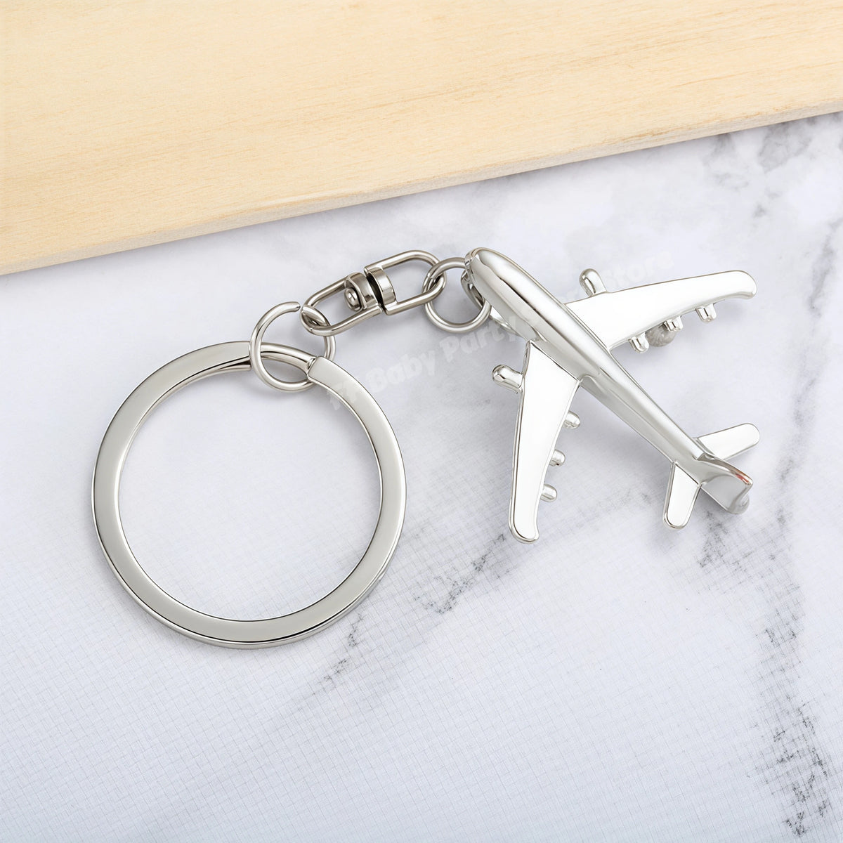 Retro 3D Airplane Keychain – Aircraft Model Souvenir & Gift Novelty Keychain Babs